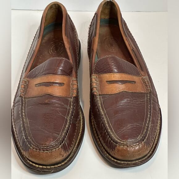 H.S. TRASK MENS 2 TONE BROWN LOAFER SIZE 11 N VIBRAM GUM LITE Black Rubber Soles - Picture 1 of 13